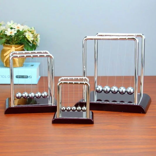 Newtons Cradle Balance Balls